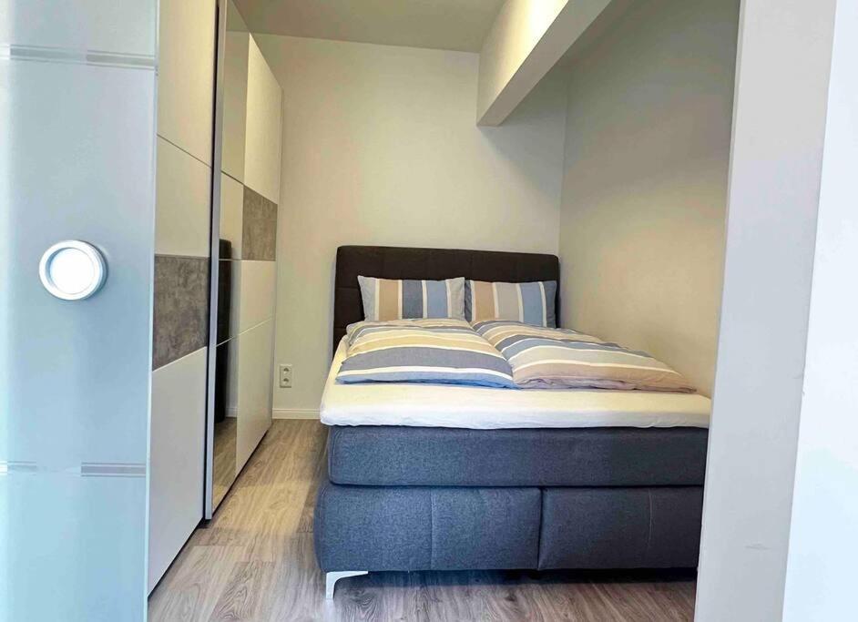 Beste Lage - Altstadt City Dusseldorf - 1,5 Zimmer Apartment Exterior photo